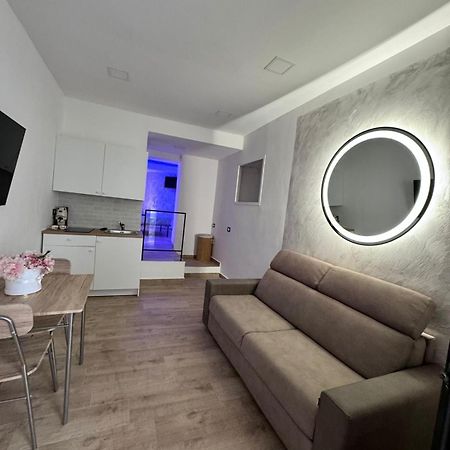 Anita S Home เนเปิลส์ ภายนอก รูปภาพ